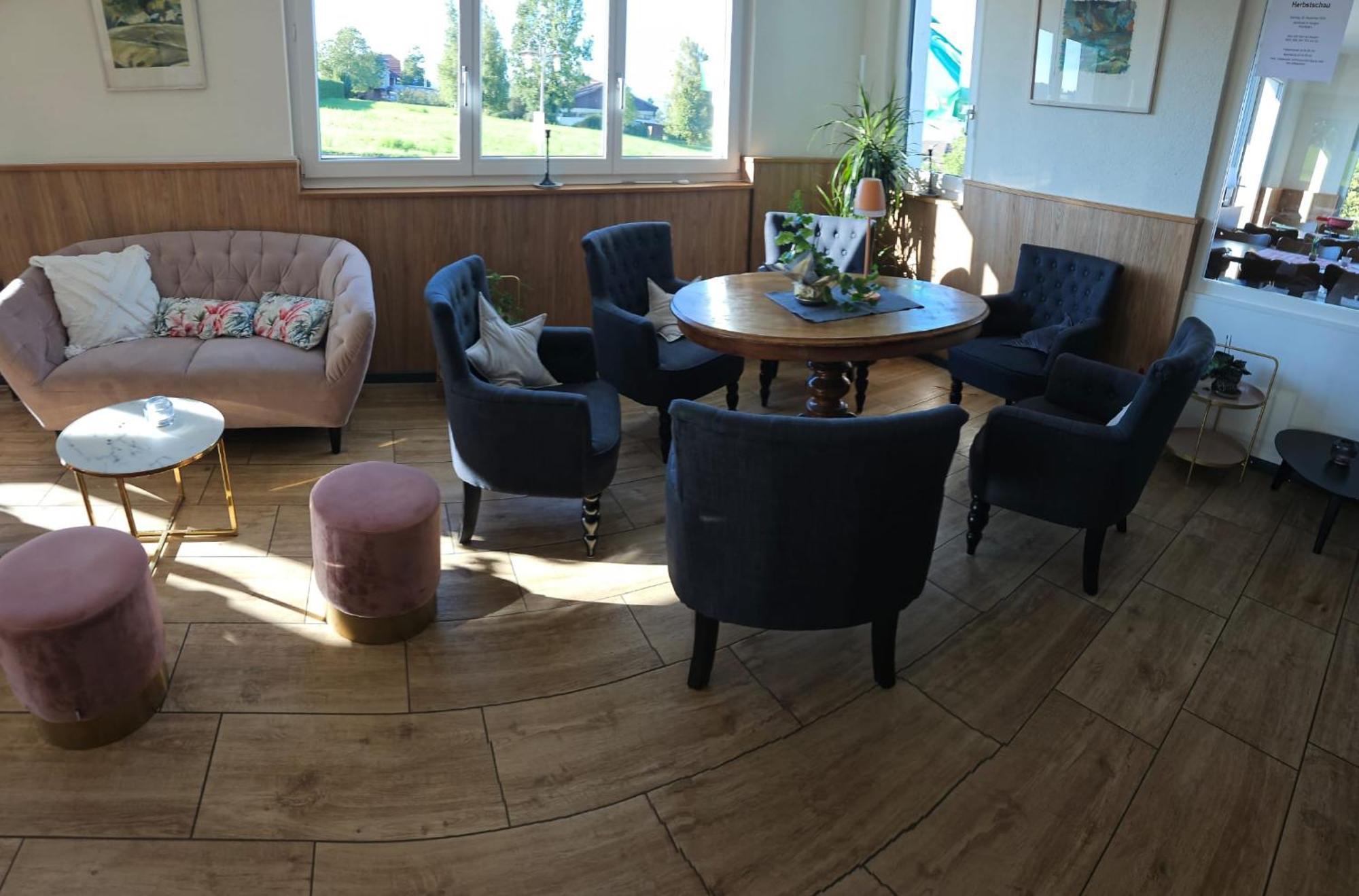 Mbar Hotell Altnau Eksteriør bilde
